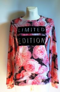 Bluza w róże limited edition
